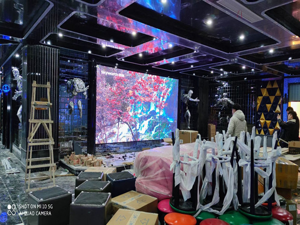 广西室内P2.5全彩显示屏